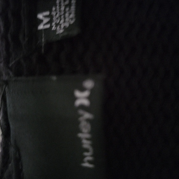 Hurley front zip cardigan, hooded sweater. Size Medium - Picture 7 of 8